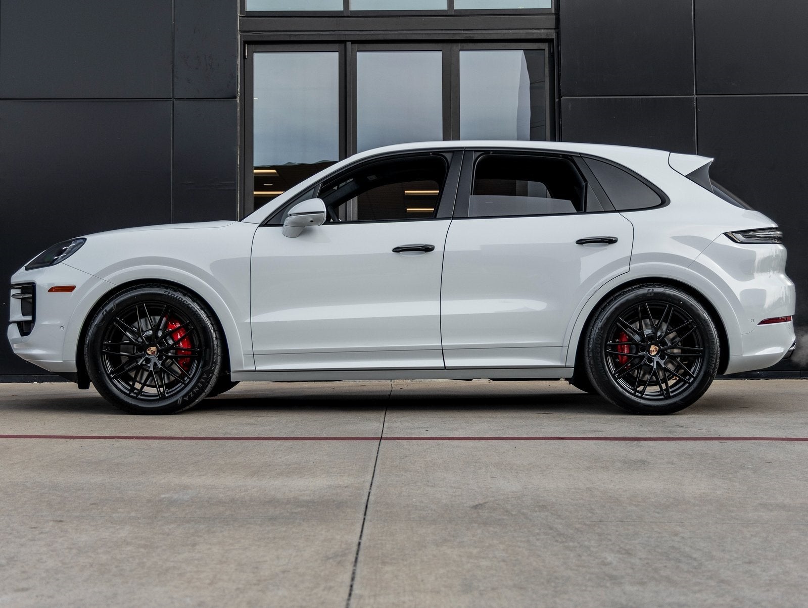2026 Porsche Cayenne Cayenne GTS