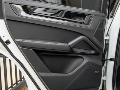 2026 Porsche Cayenne Cayenne GTS