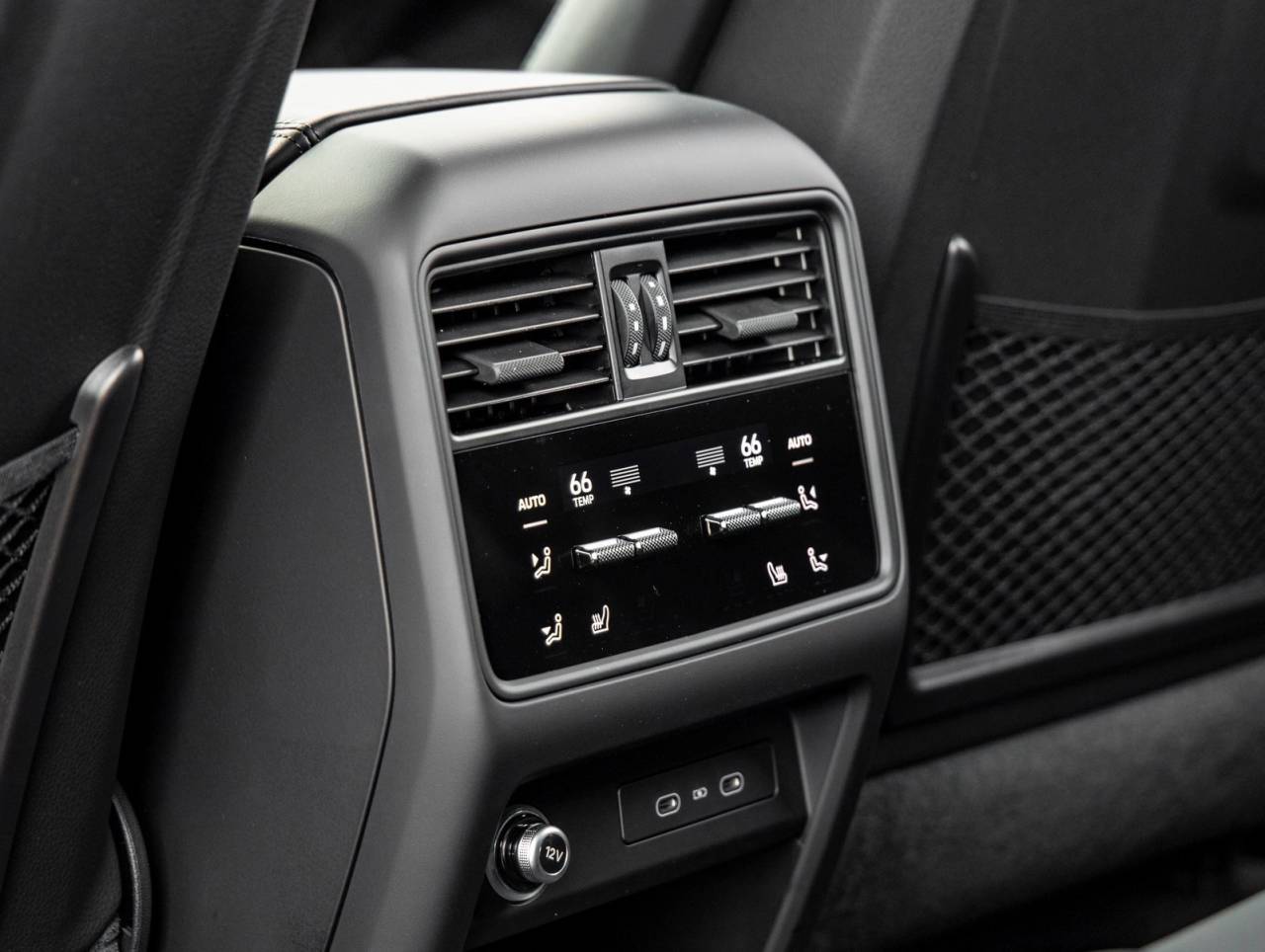 2026 Porsche Cayenne Cayenne GTS