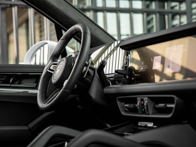 2026 Porsche Cayenne Cayenne GTS