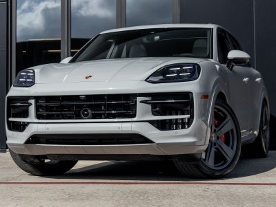 2026 Porsche Cayenne GTS