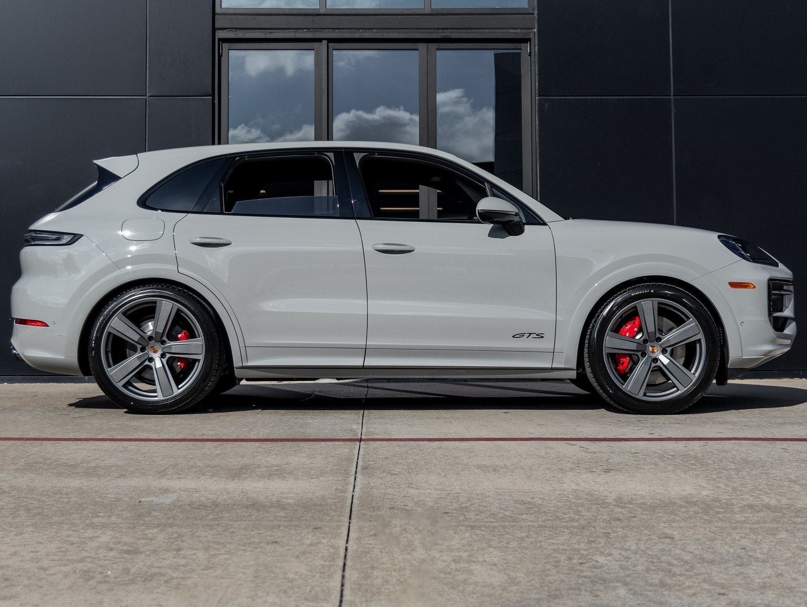 2026 Porsche Cayenne GTS