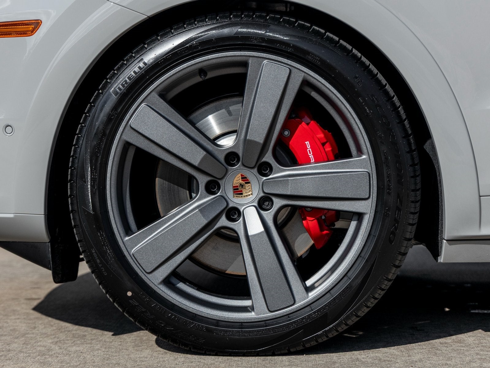 2026 Porsche Cayenne GTS