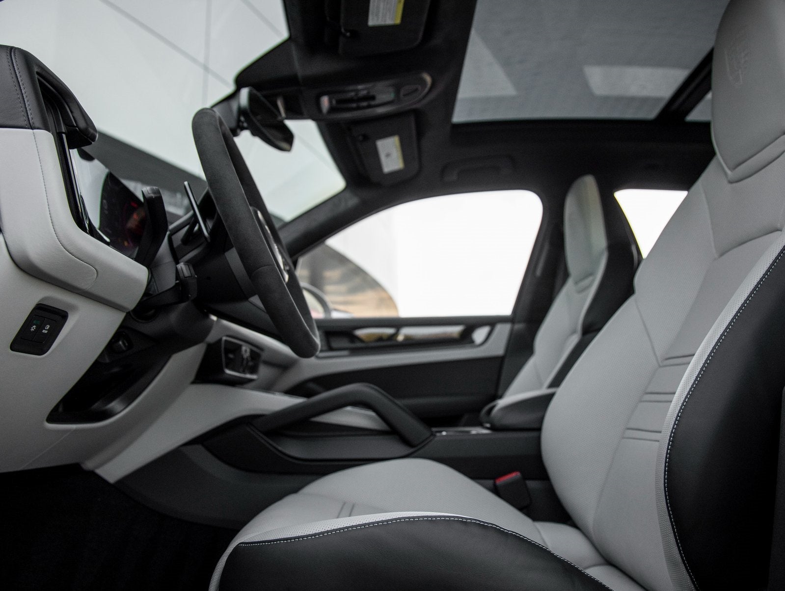 2026 Porsche Cayenne GTS