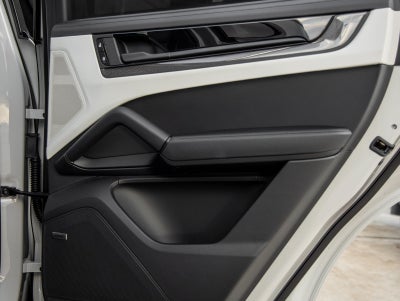 2026 Porsche Cayenne GTS