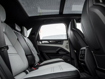 2026 Porsche Cayenne GTS