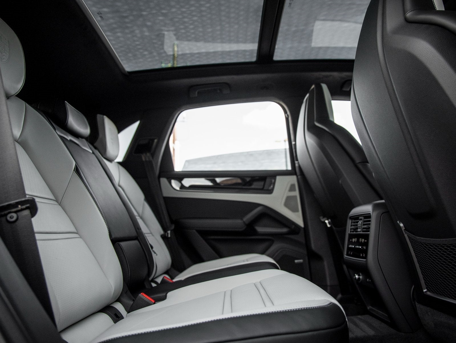 2026 Porsche Cayenne GTS