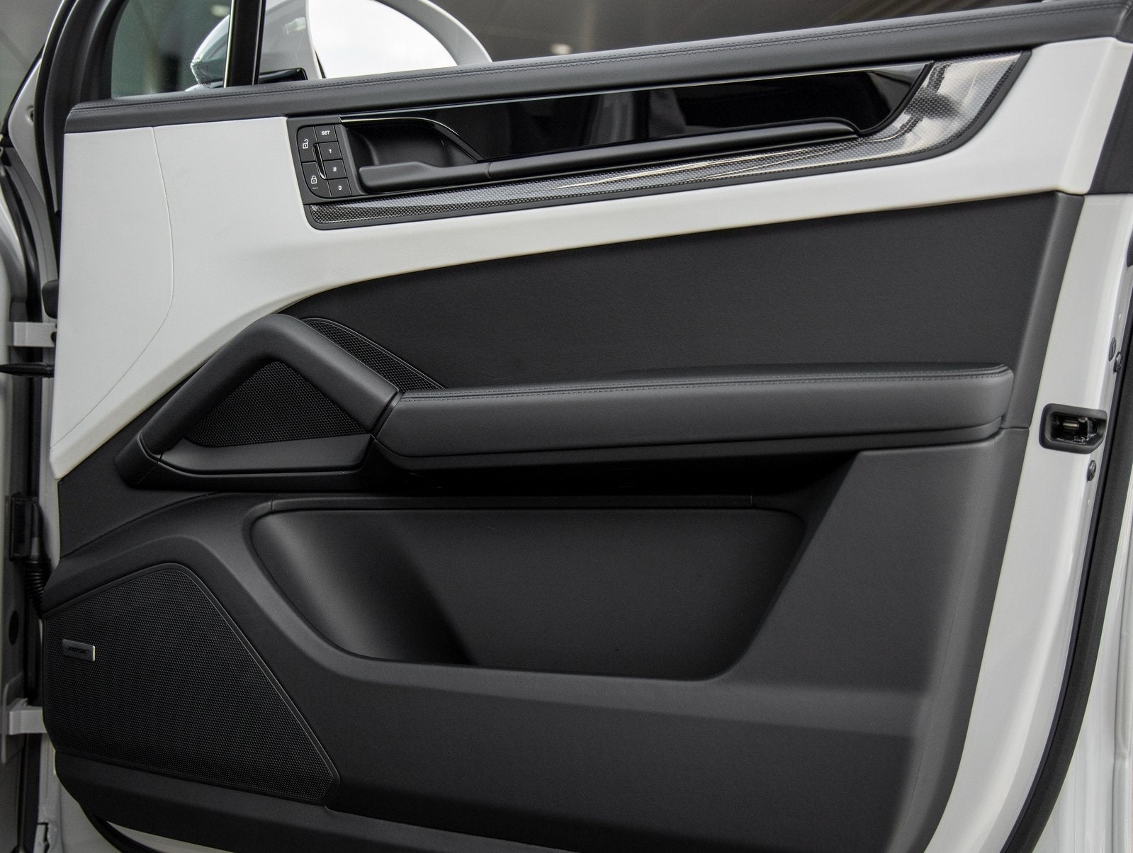 2026 Porsche Cayenne GTS