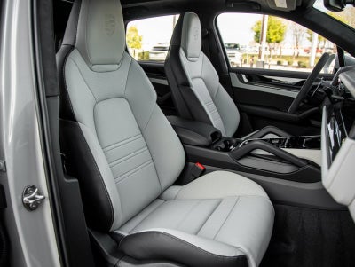 2026 Porsche Cayenne GTS