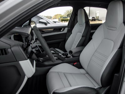 2026 Porsche Cayenne GTS