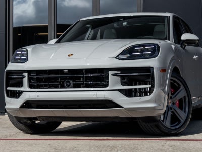 2026 Porsche Cayenne GTS