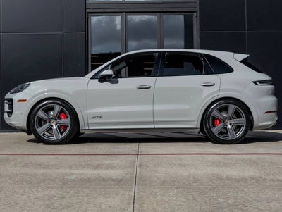 2026 Porsche Cayenne Cayenne GTS