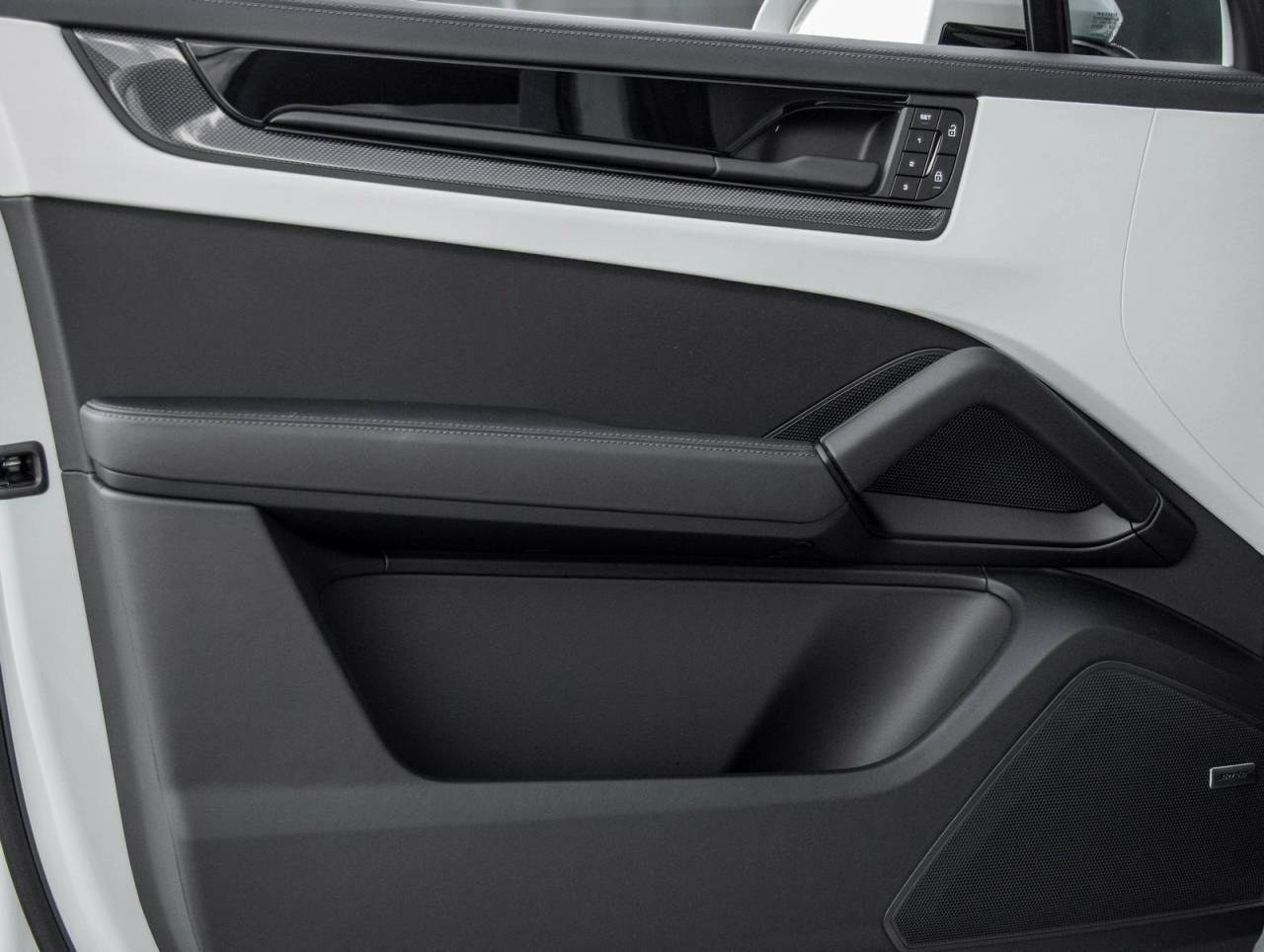 2026 Porsche Cayenne Cayenne GTS