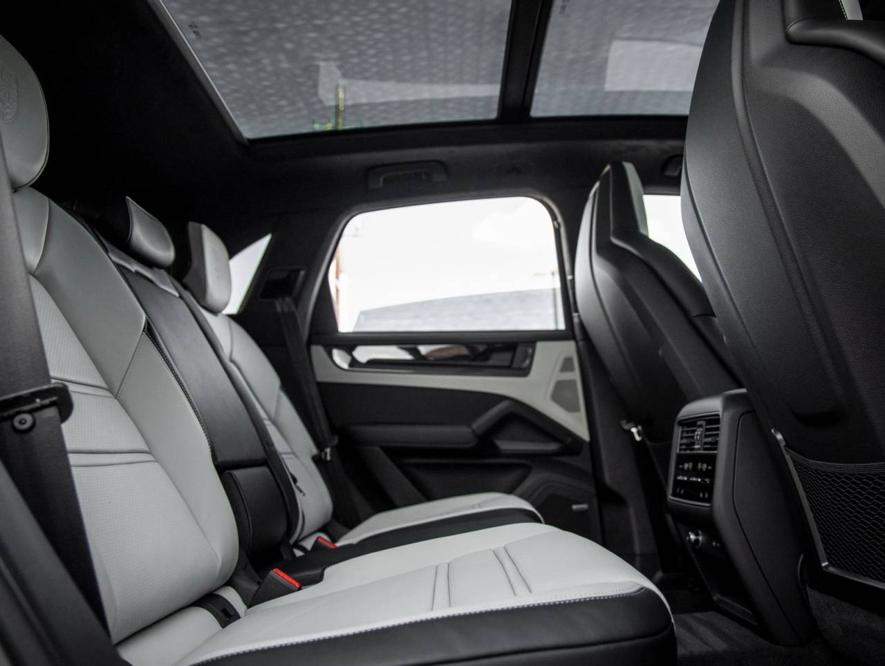 2026 Porsche Cayenne Cayenne GTS