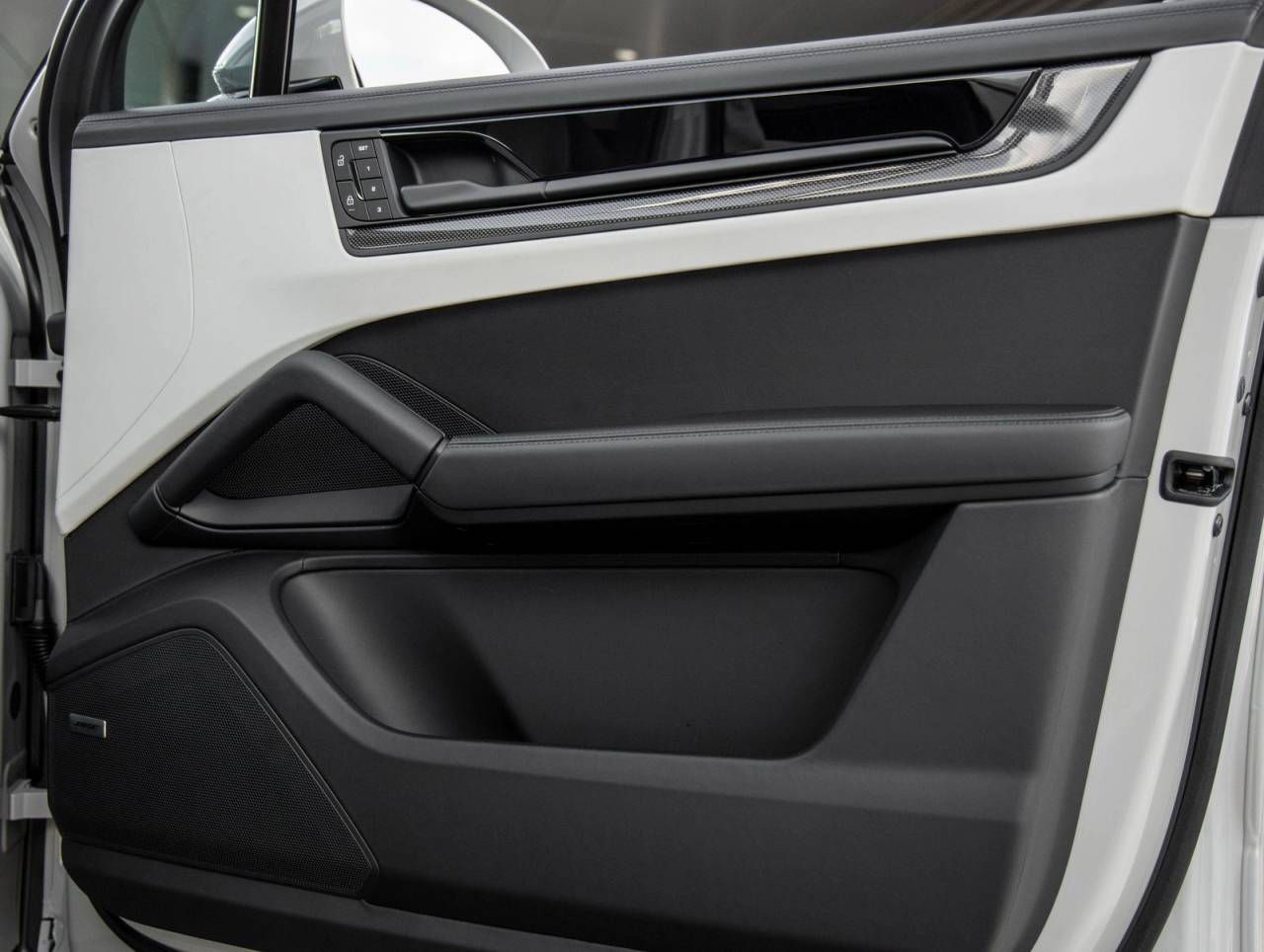 2026 Porsche Cayenne Cayenne GTS