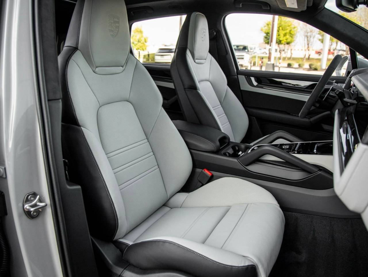 2026 Porsche Cayenne Cayenne GTS