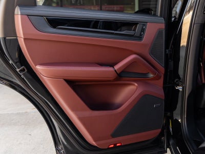 2026 Porsche Cayenne Cayenne GTS