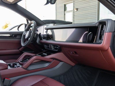 2026 Porsche Cayenne Cayenne GTS