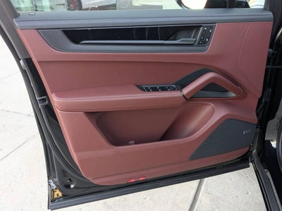 2026 Porsche Cayenne Cayenne GTS