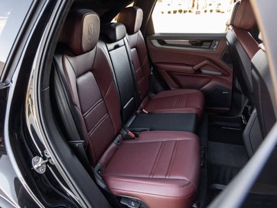 2026 Porsche Cayenne Cayenne GTS