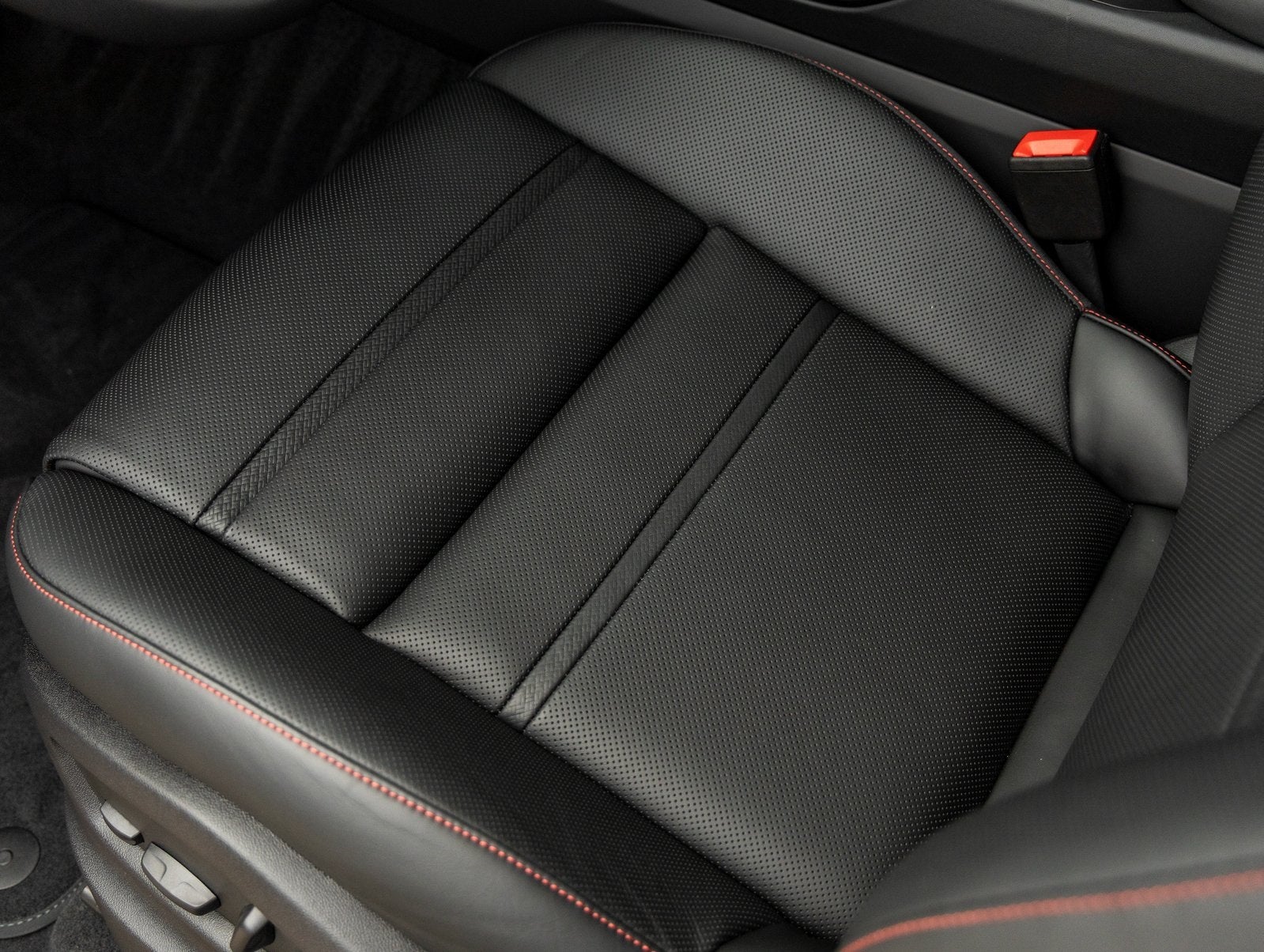 2026 Porsche Cayenne Cayenne GTS