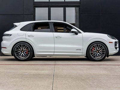 2026 Porsche Cayenne Cayenne GTS