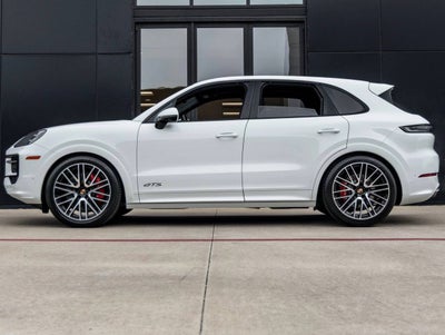 2026 Porsche Cayenne Cayenne GTS