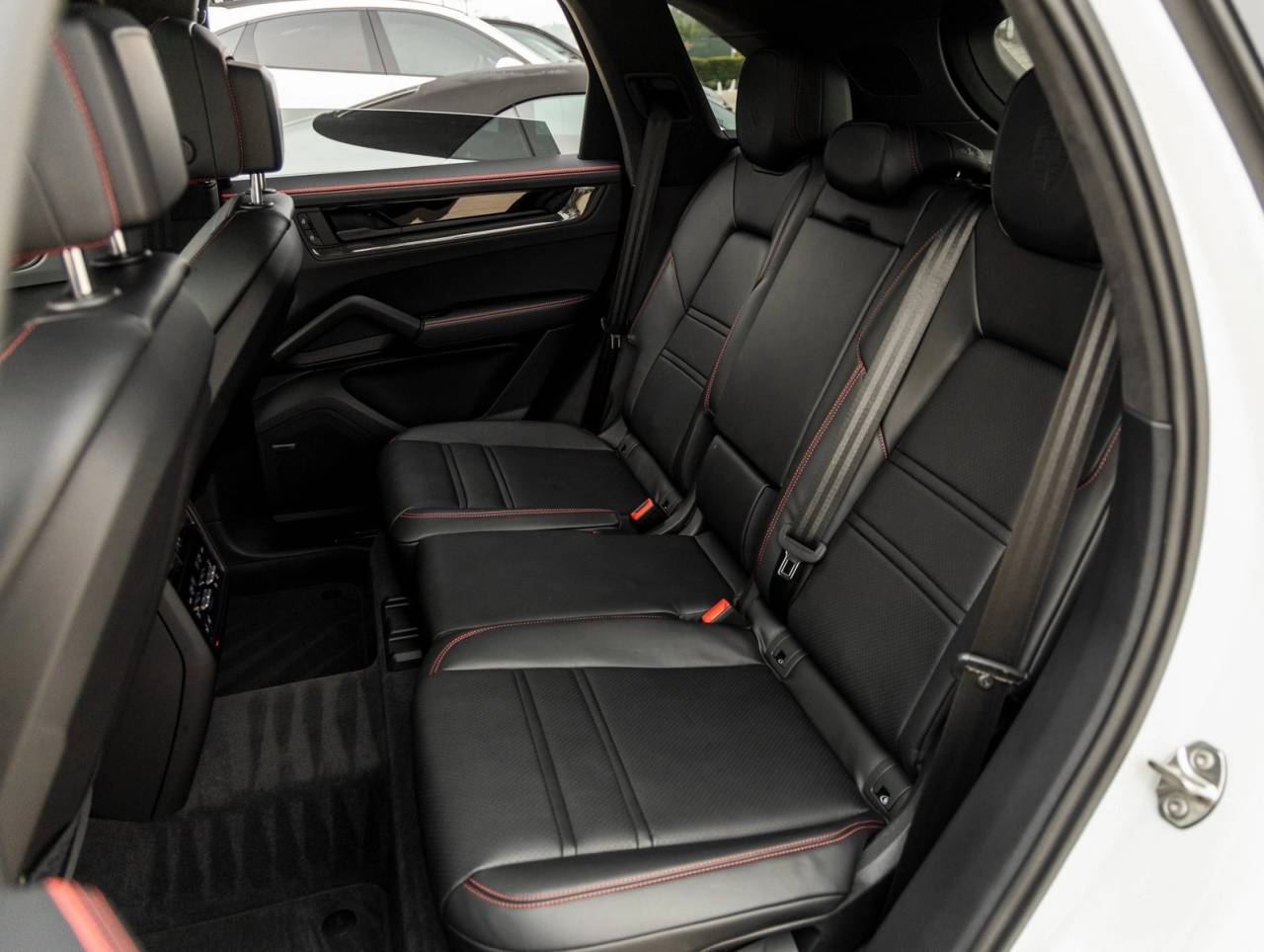 2026 Porsche Cayenne Cayenne GTS