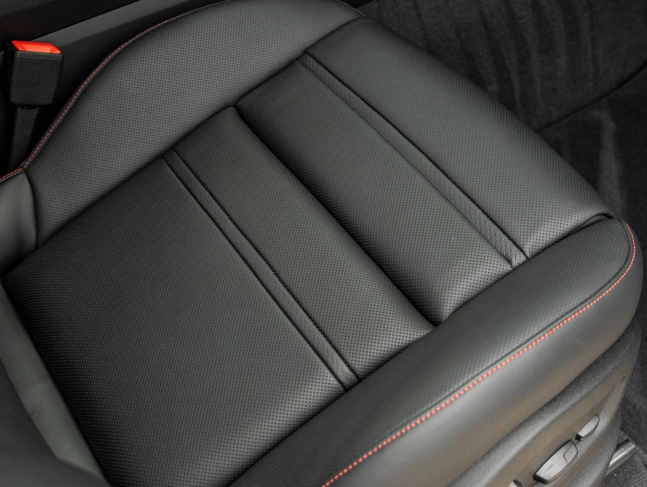 2026 Porsche Cayenne Cayenne GTS