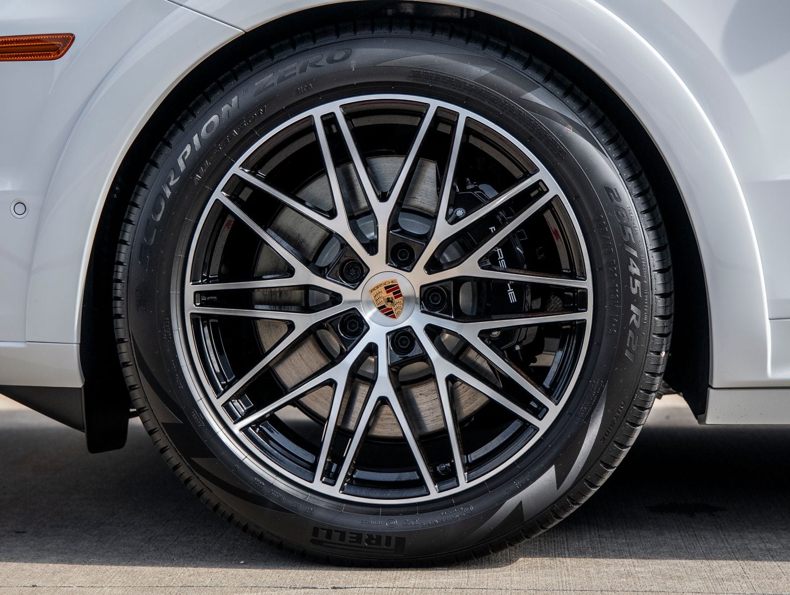 2026 Porsche Cayenne GTS