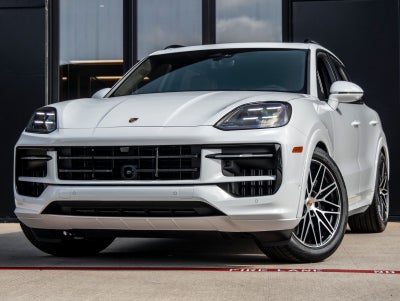 2026 Porsche Cayenne GTS