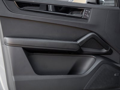 2025 Porsche Cayenne Cayenne GTS
