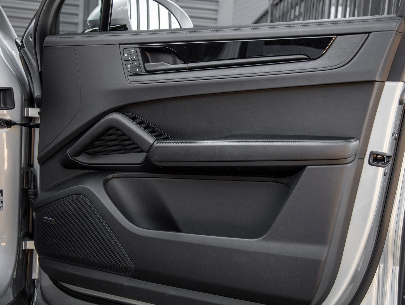 2025 Porsche Cayenne Cayenne GTS
