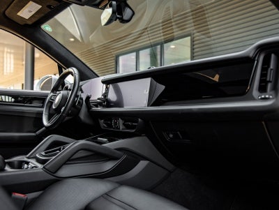 2025 Porsche Cayenne Cayenne GTS