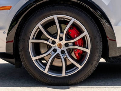 2025 Porsche Cayenne Cayenne GTS