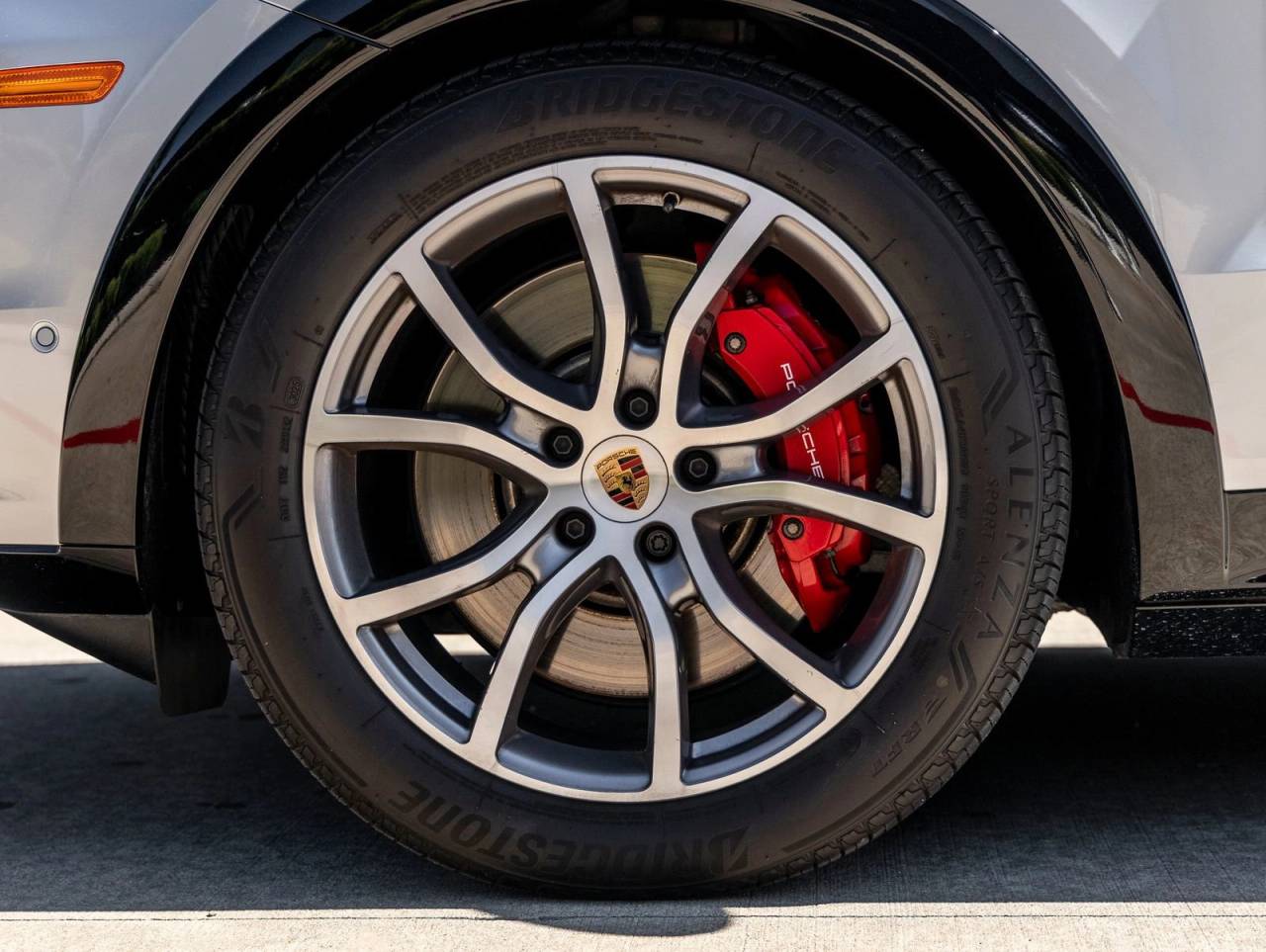 2025 Porsche Cayenne Cayenne GTS