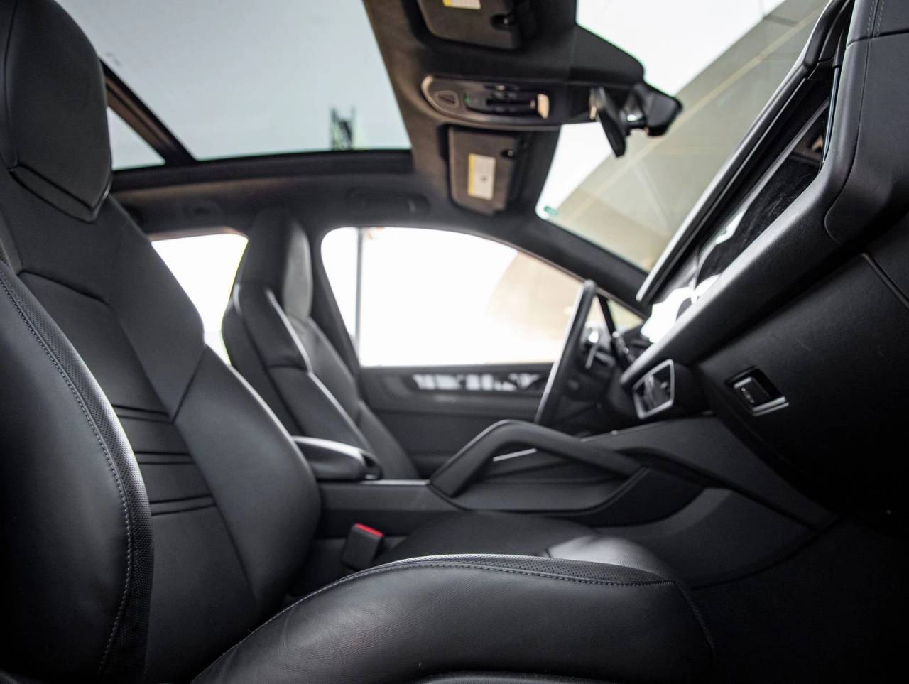 2025 Porsche Cayenne Cayenne GTS