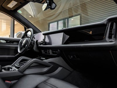 2025 Porsche Cayenne Cayenne GTS