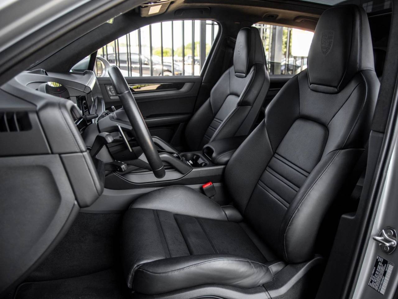 2025 Porsche Cayenne Cayenne GTS