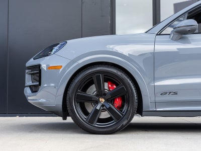 2026 Porsche Cayenne Cayenne GTS