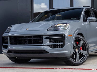 2026 Porsche Cayenne Cayenne GTS