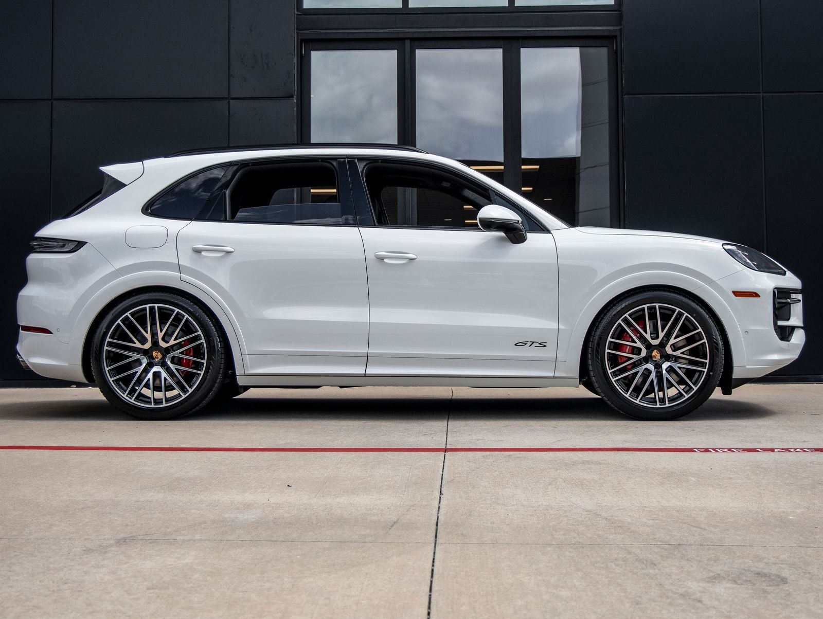 2026 Porsche Cayenne GTS