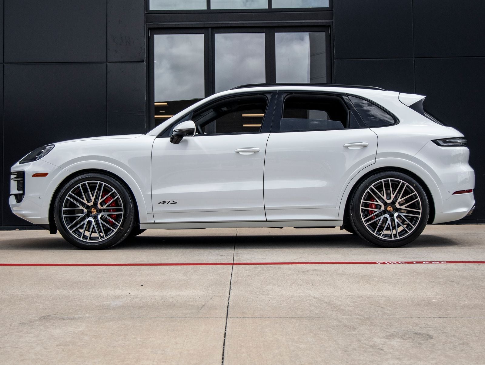 2026 Porsche Cayenne GTS