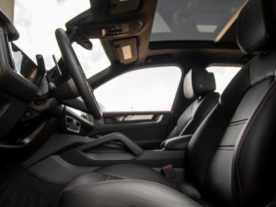2026 Porsche Cayenne GTS