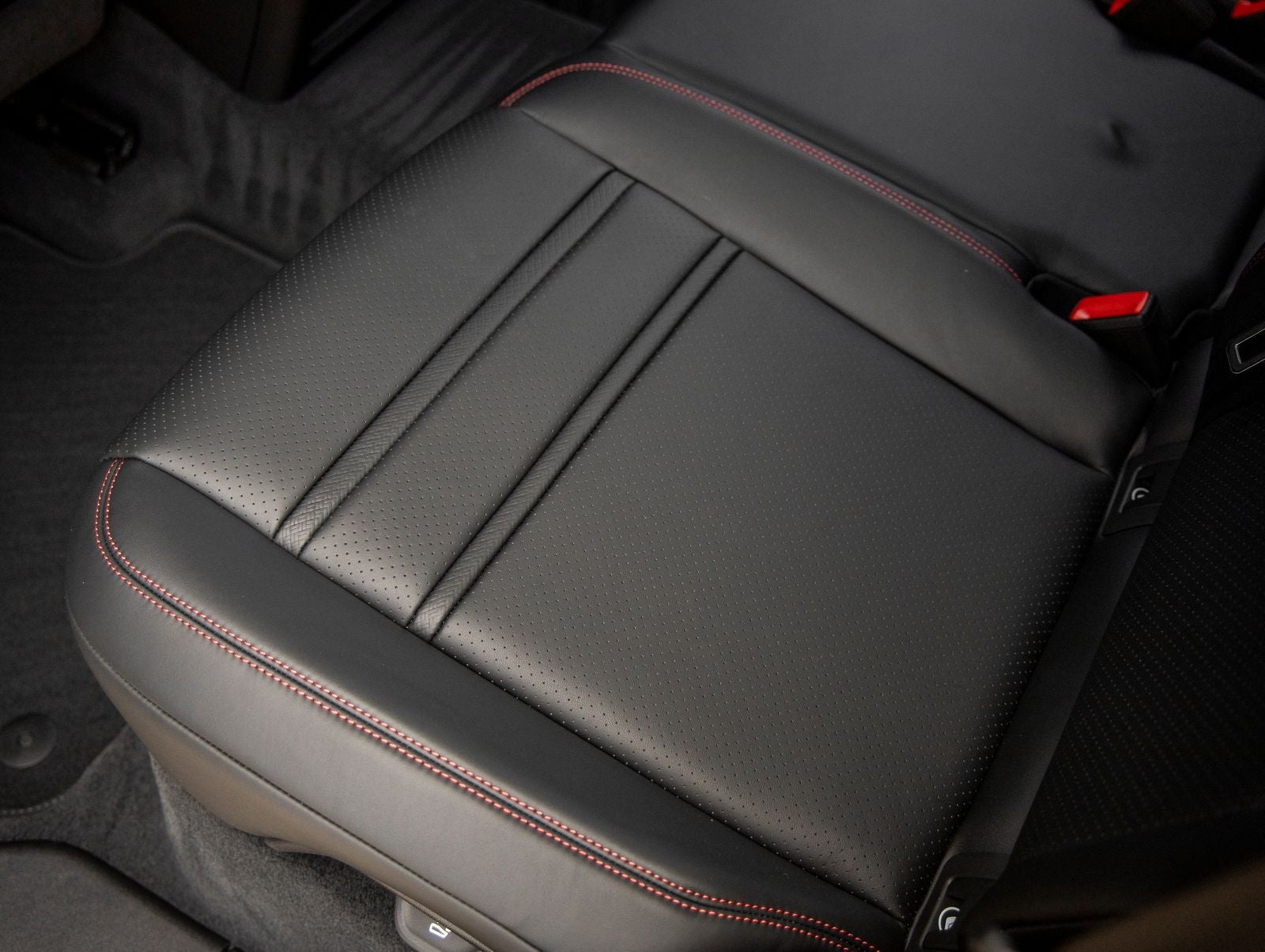 2026 Porsche Cayenne GTS
