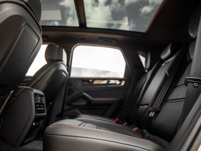 2026 Porsche Cayenne GTS