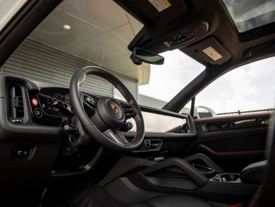2026 Porsche Cayenne GTS