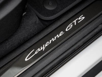 2026 Porsche Cayenne GTS