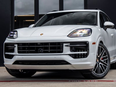 2026 Porsche Cayenne GTS