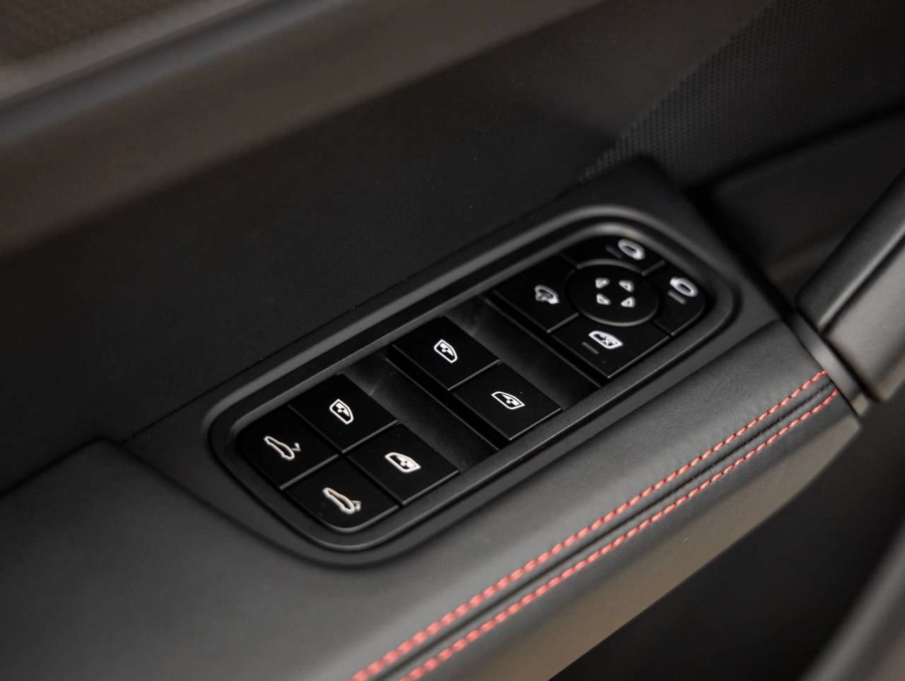 2026 Porsche Cayenne Cayenne GTS